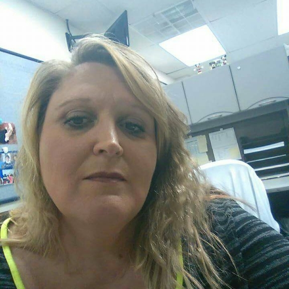 Meet your Posher, Bridgette - Picture 1 of 1